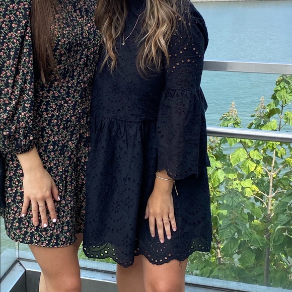 BLACK dress - Picture 3 of 9